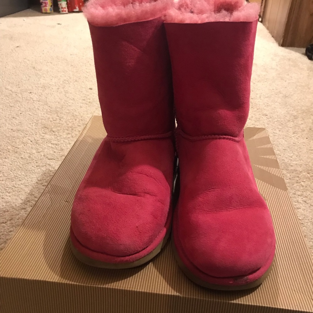 Bailey Bow Uggs